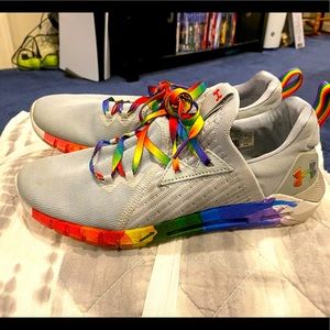 Under Armour Wmns HOVR SLK EVO Pride Run Rare!